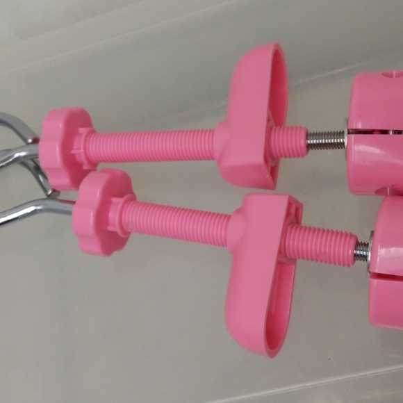 Pink Plastic Shoe Keeper Stretcher - Picture 5 of 8